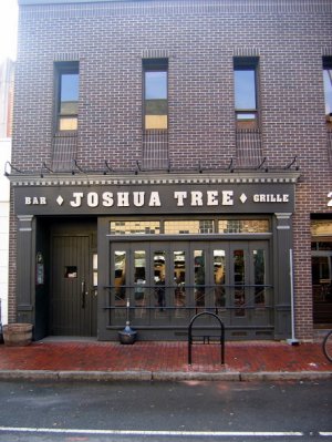 Joshua Tree Bar & Grille